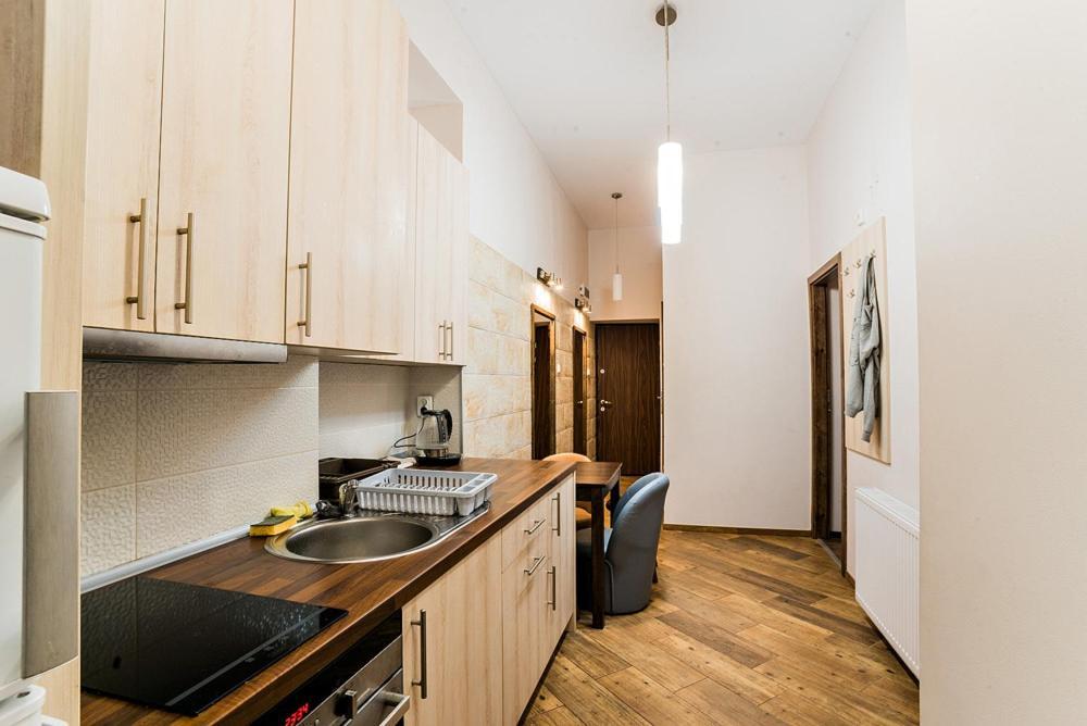 Modern Rooms In City Center Krakow Bagian luar foto